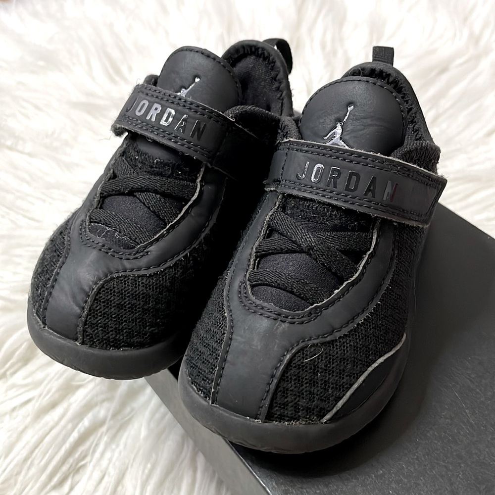JORDAN, Nike • Black toddler sneakers